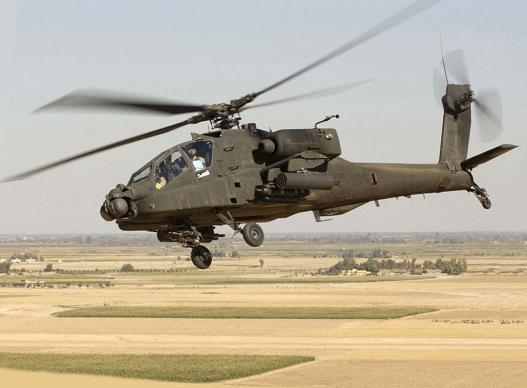 Read more about the article AH-64E Apache Block III: Evolving Battlefield Roles