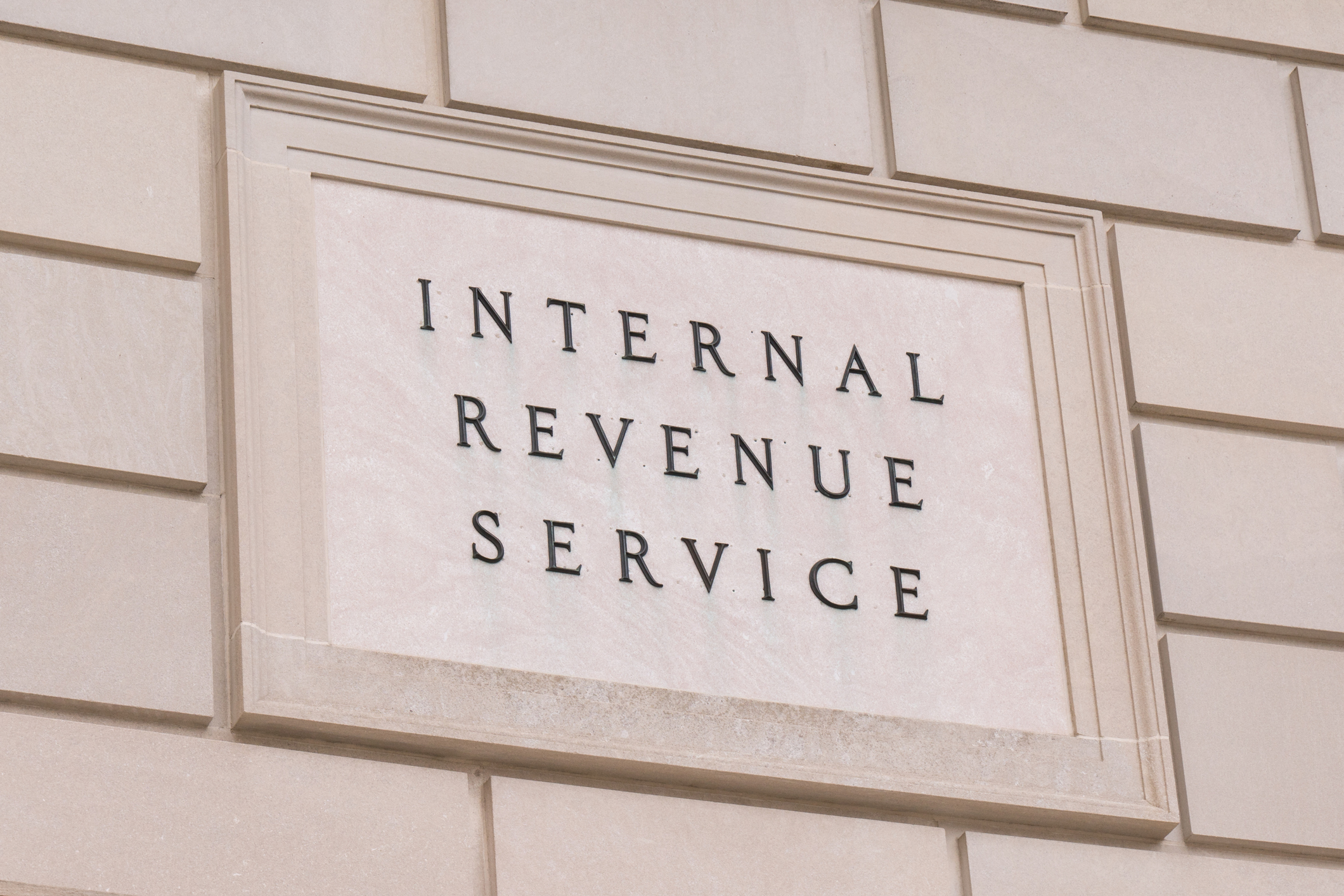 Read more about the article IRS ‘prepared’ for 2025 filing season, but potential spending cuts loom for the agency