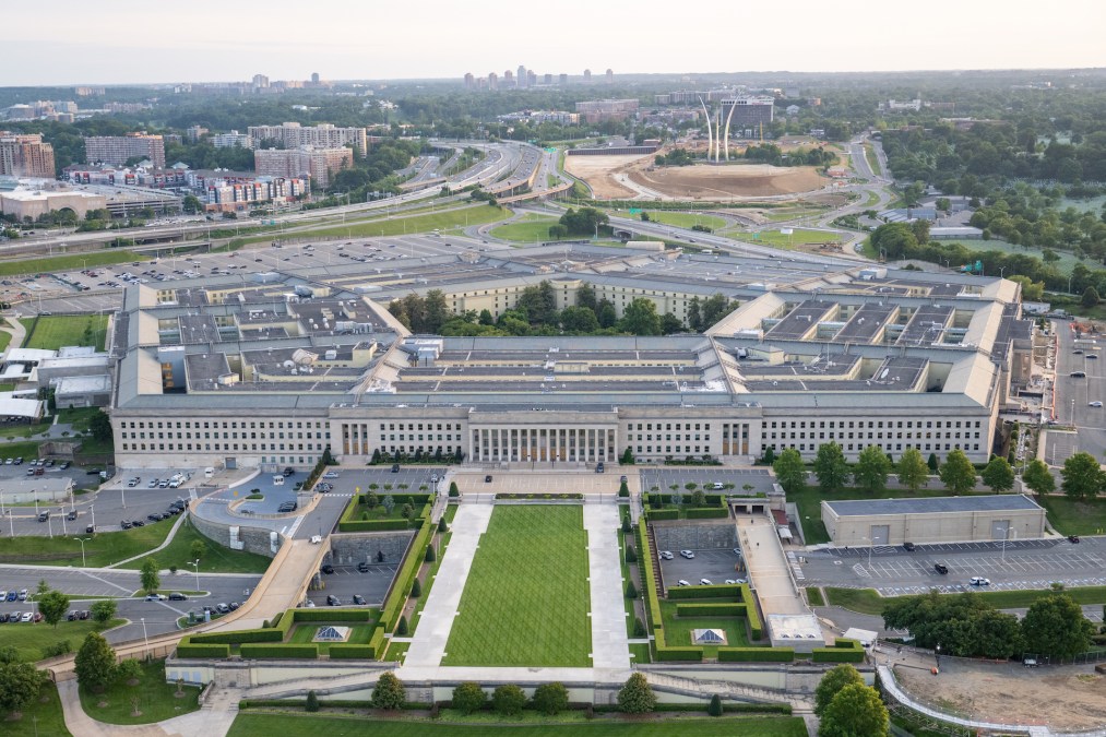 Read more about the article DOD reviewing contracting policies, procedures and personnel to comply with Trump’s DOGE directive