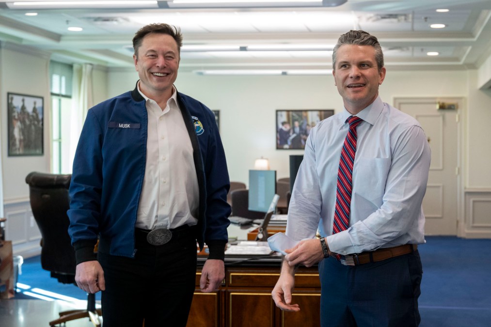 Read more about the article As Elon Musk exits government, Hegseth gives DOGE team more influence on Pentagon contracting