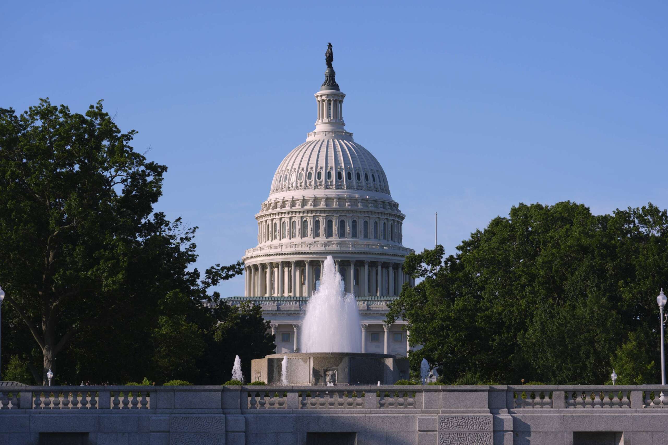 Read more about the article Cuts to civil service protections remain in Senate committee’s reconciliation proposal