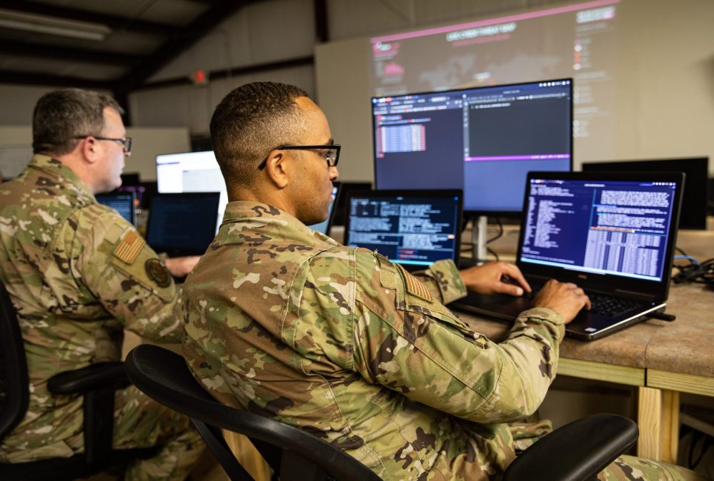 Read more about the article Senate bill calls for tighter reserve component inclusion in cyber mission force