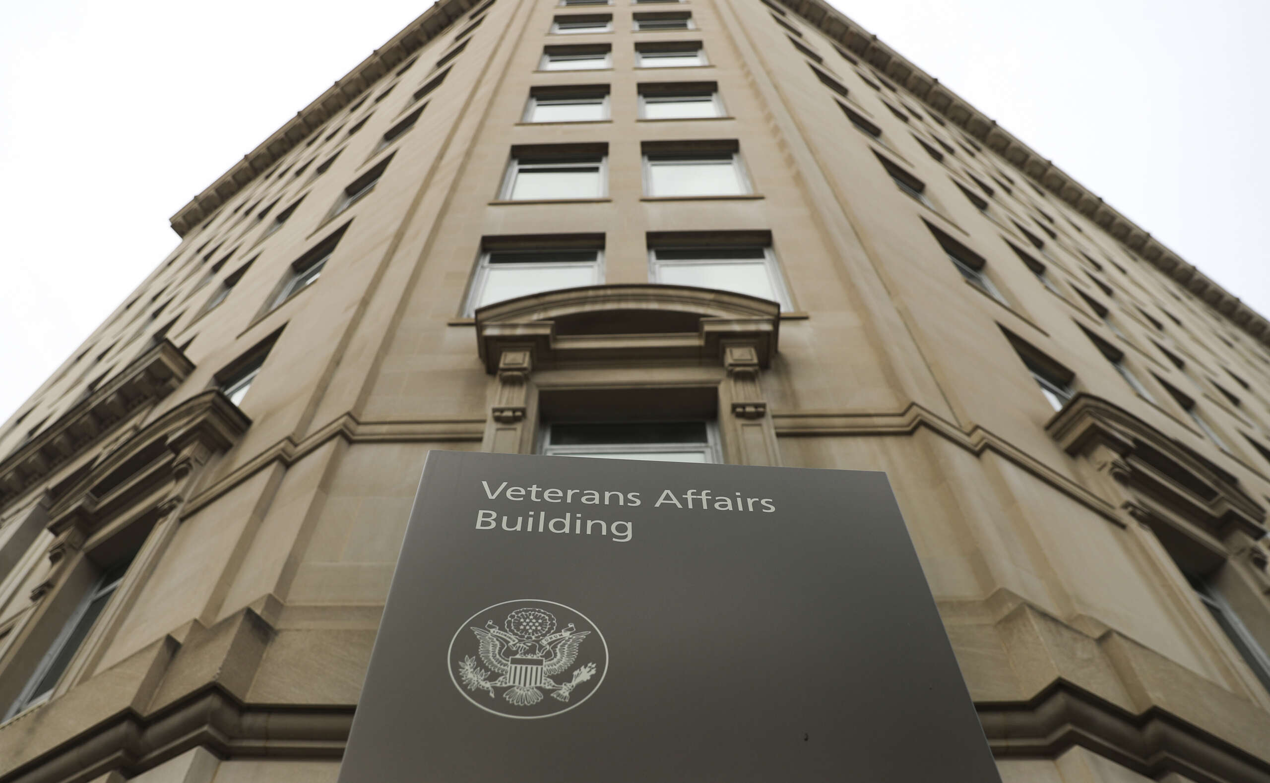 Read more about the article VA shrinks IT workforce by 12%, redirects tech funding to other priorities