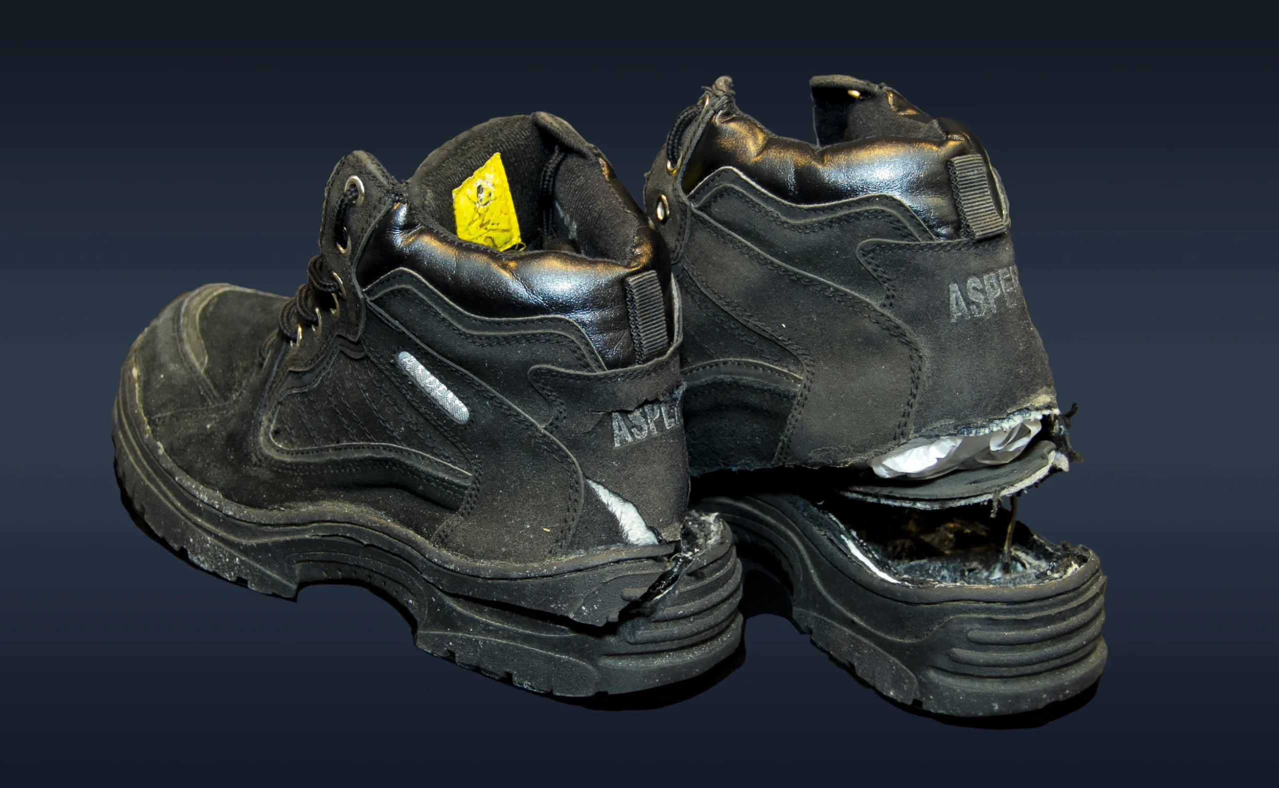 Read more about the article DHS Ends Shoes-Off Rule at Airports